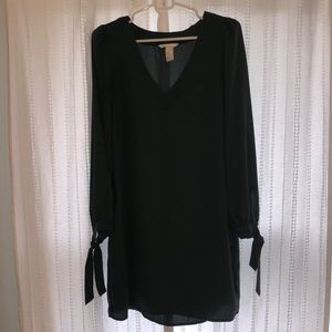 H&M Mini Green Long Sleeve Dress